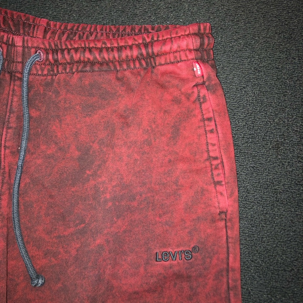 Levi’s Garment Dyed Sweatpants. Baggy Fit. Size Large. Red/Black Color. - Picture 16 of 16